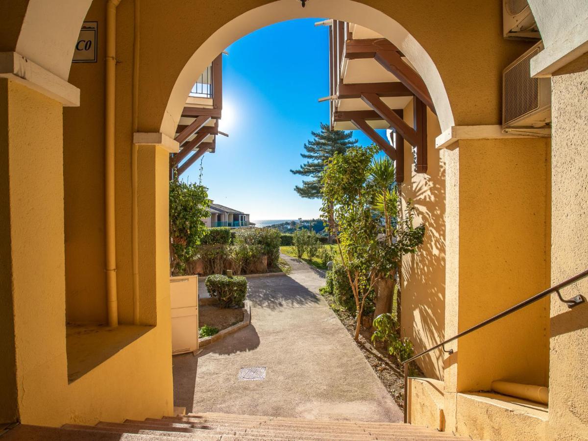 Apartment Village Cap Esterel - L'Esquinade-20 By Interhome Saint-Raphaël Dış mekan fotoğraf