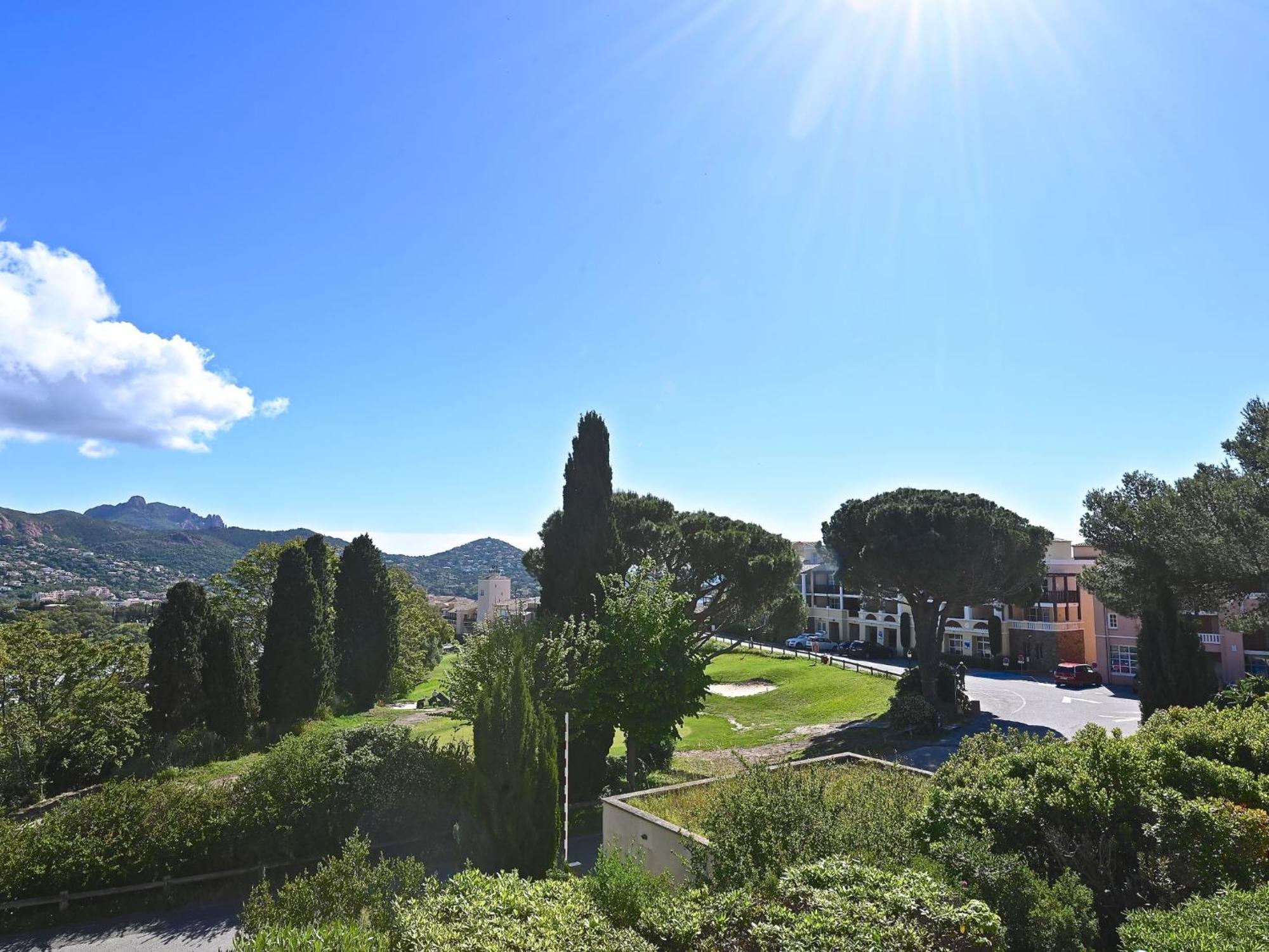 Apartment Village Cap Esterel - L'Esquinade-20 By Interhome Saint-Raphaël Dış mekan fotoğraf