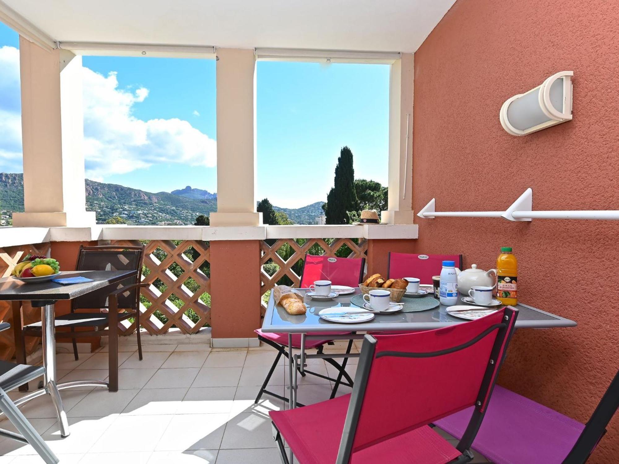 Apartment Village Cap Esterel - L'Esquinade-20 By Interhome Saint-Raphaël Dış mekan fotoğraf