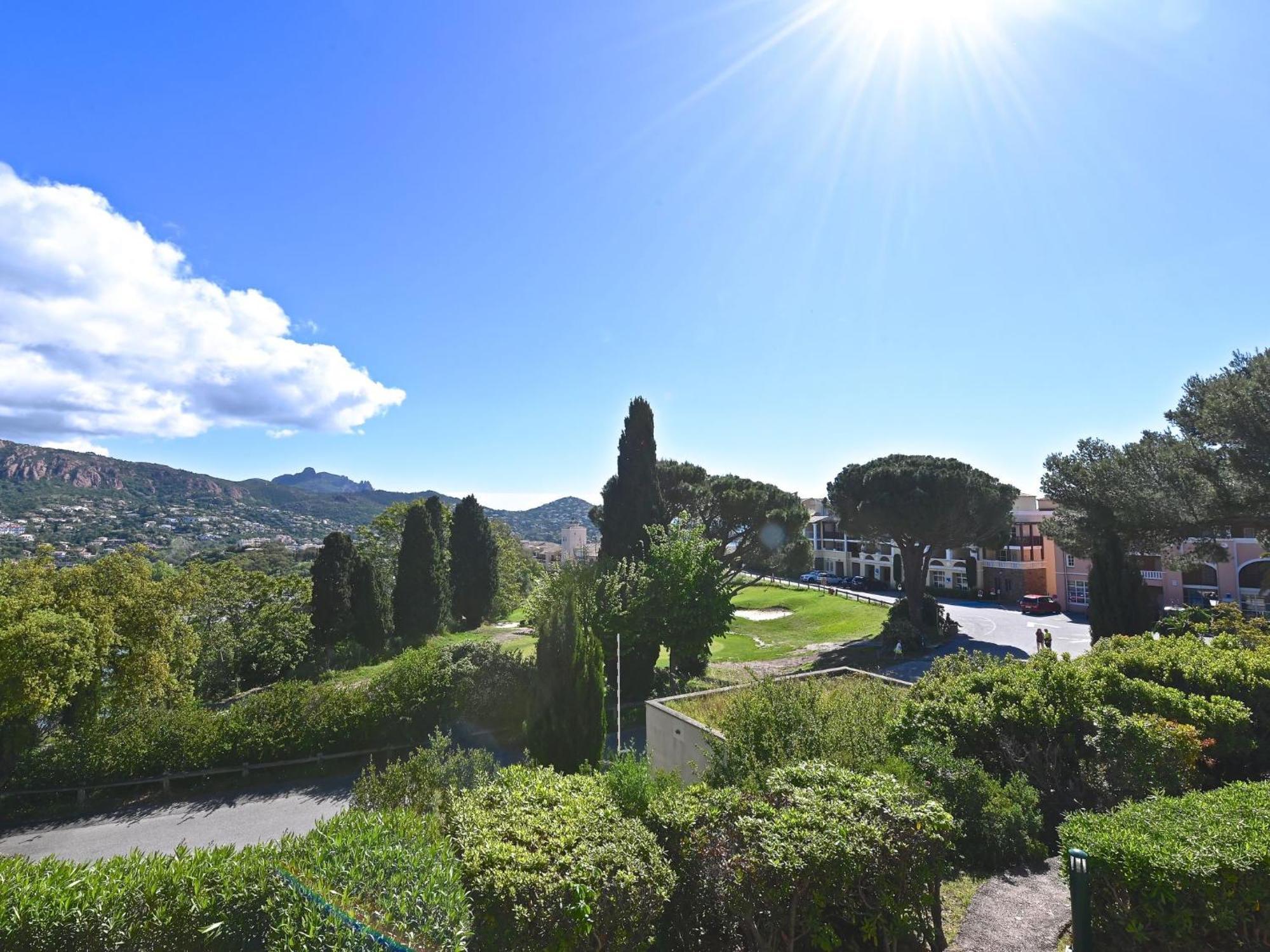 Apartment Village Cap Esterel - L'Esquinade-20 By Interhome Saint-Raphaël Dış mekan fotoğraf