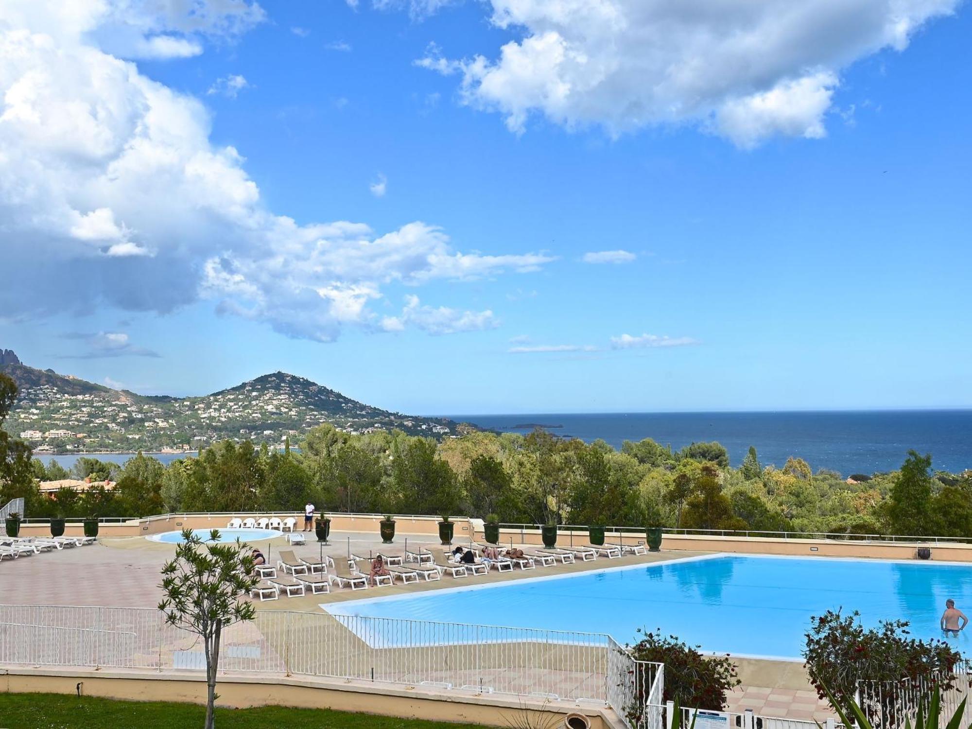 Apartment Village Cap Esterel - L'Esquinade-20 By Interhome Saint-Raphaël Dış mekan fotoğraf