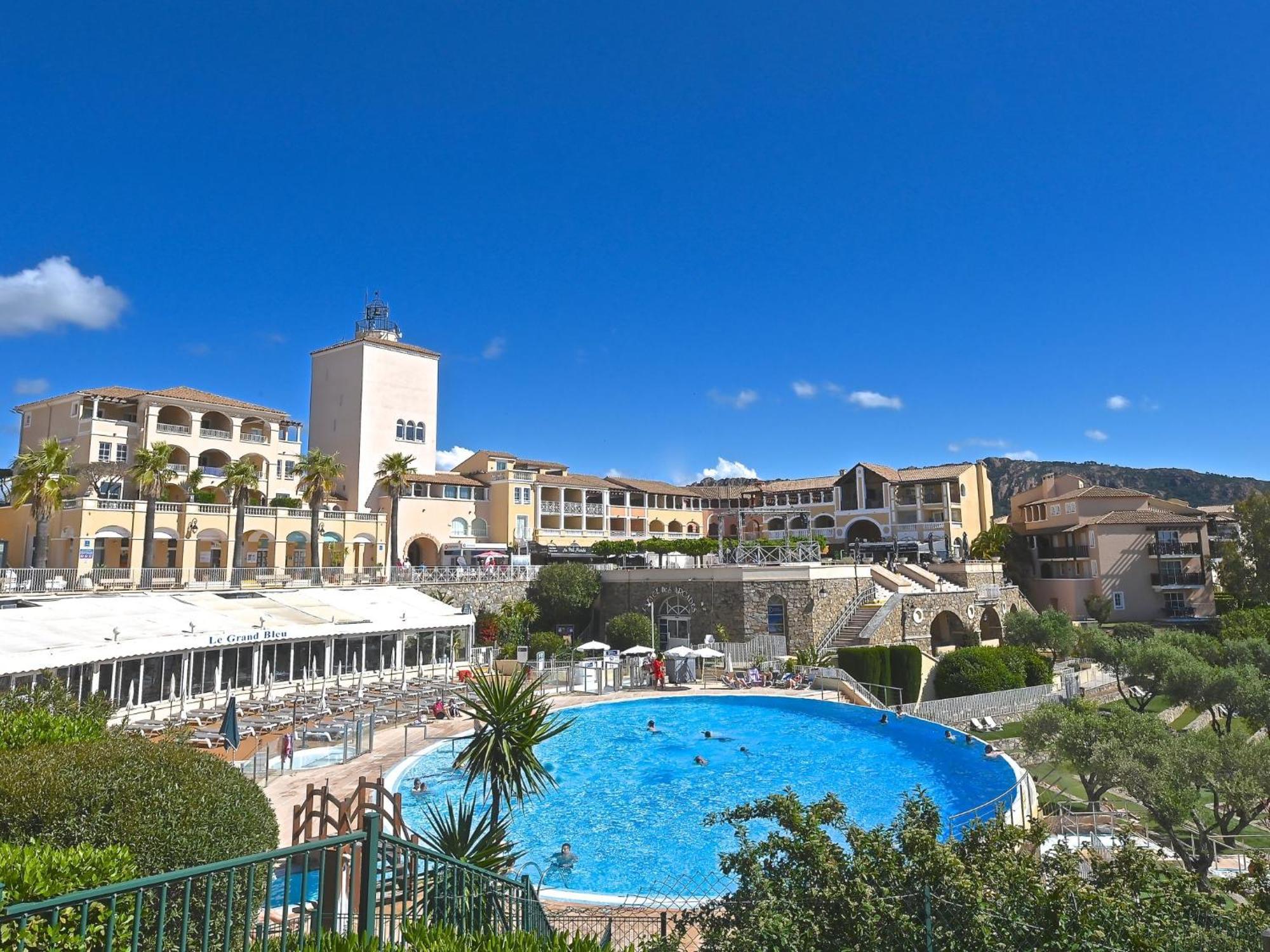 Apartment Village Cap Esterel - L'Esquinade-20 By Interhome Saint-Raphaël Dış mekan fotoğraf